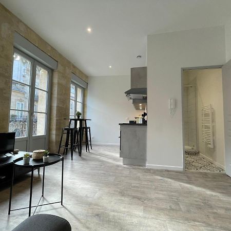 Superbes Studios De Charme, Lumineux Et Climatises En Plein Centre Bordeaux Exteriör bild