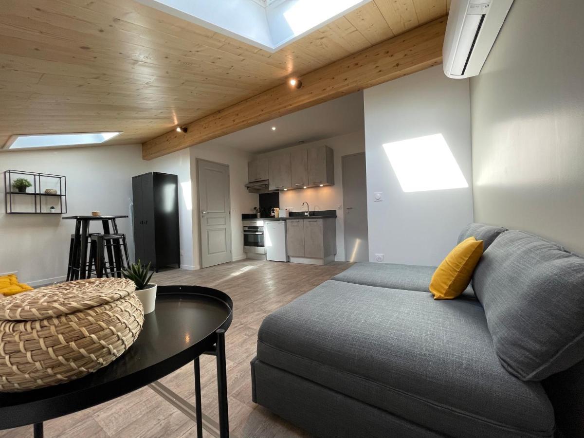 Superbes Studios De Charme, Lumineux Et Climatises En Plein Centre Bordeaux Exteriör bild