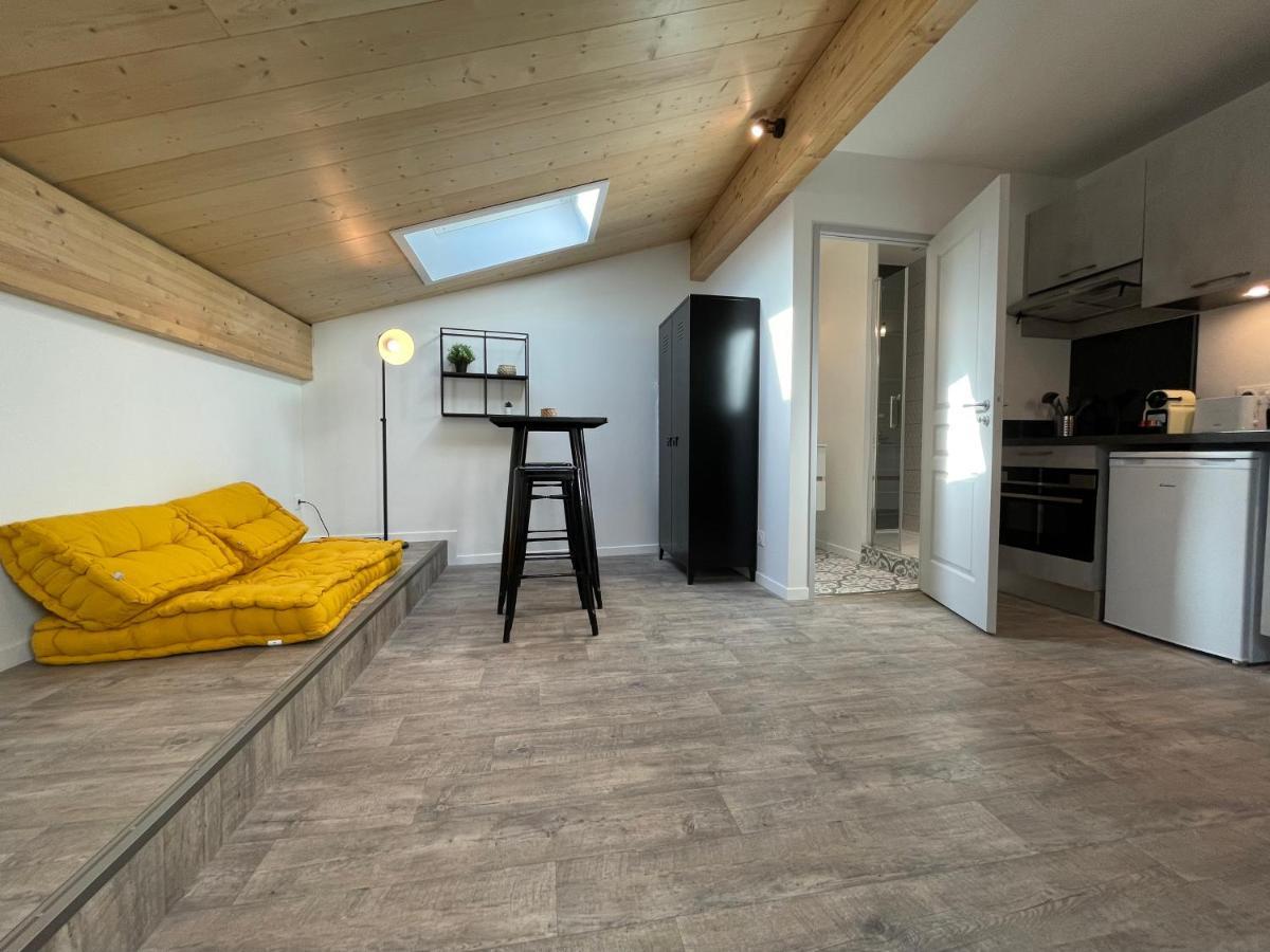 Superbes Studios De Charme, Lumineux Et Climatises En Plein Centre Bordeaux Exteriör bild