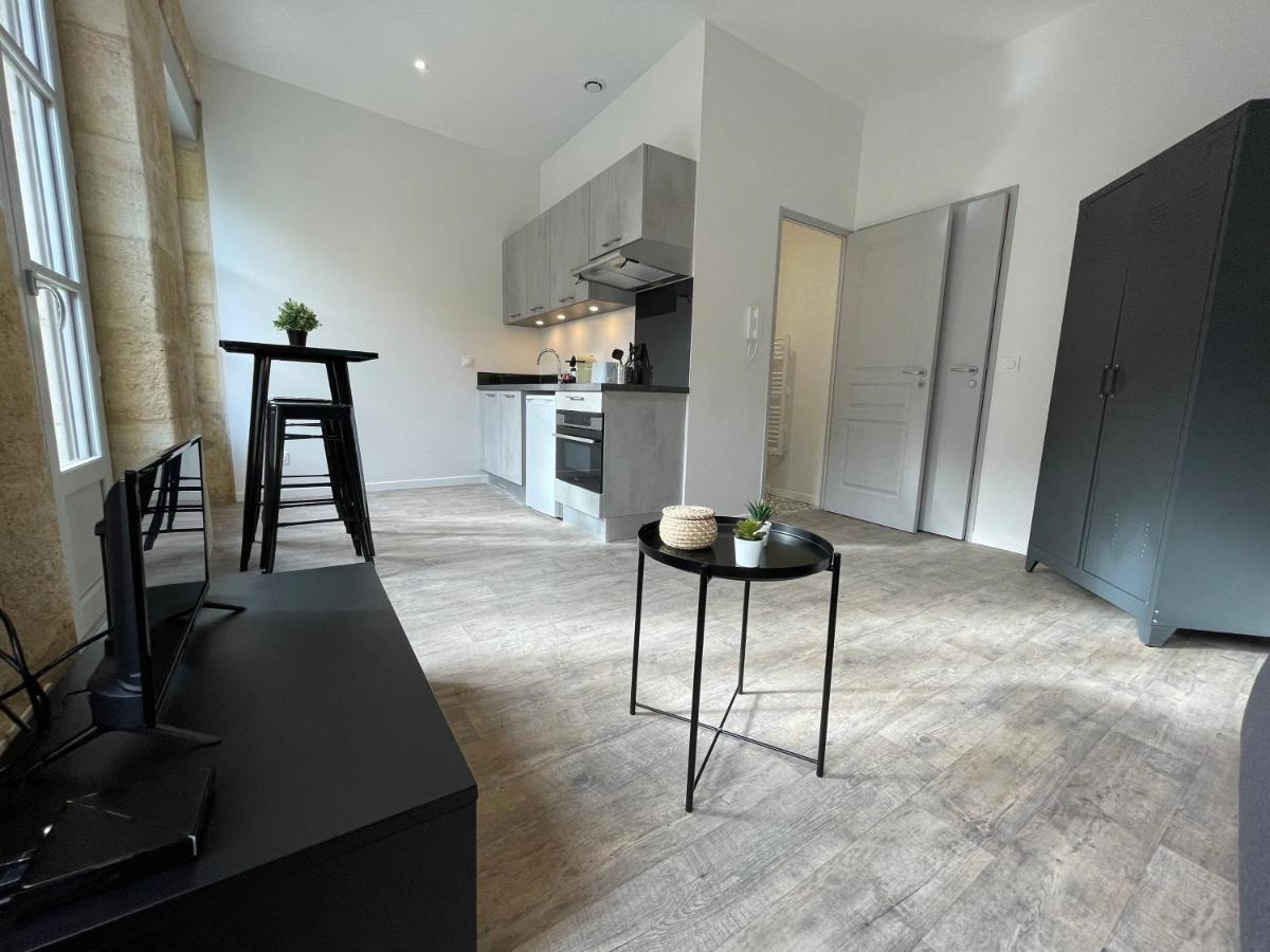 Superbes Studios De Charme, Lumineux Et Climatises En Plein Centre Bordeaux Exteriör bild