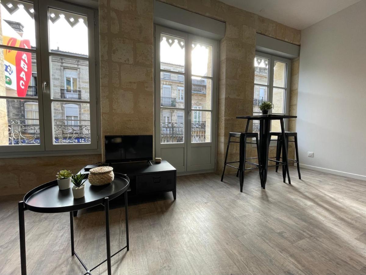 Superbes Studios De Charme, Lumineux Et Climatises En Plein Centre Bordeaux Exteriör bild